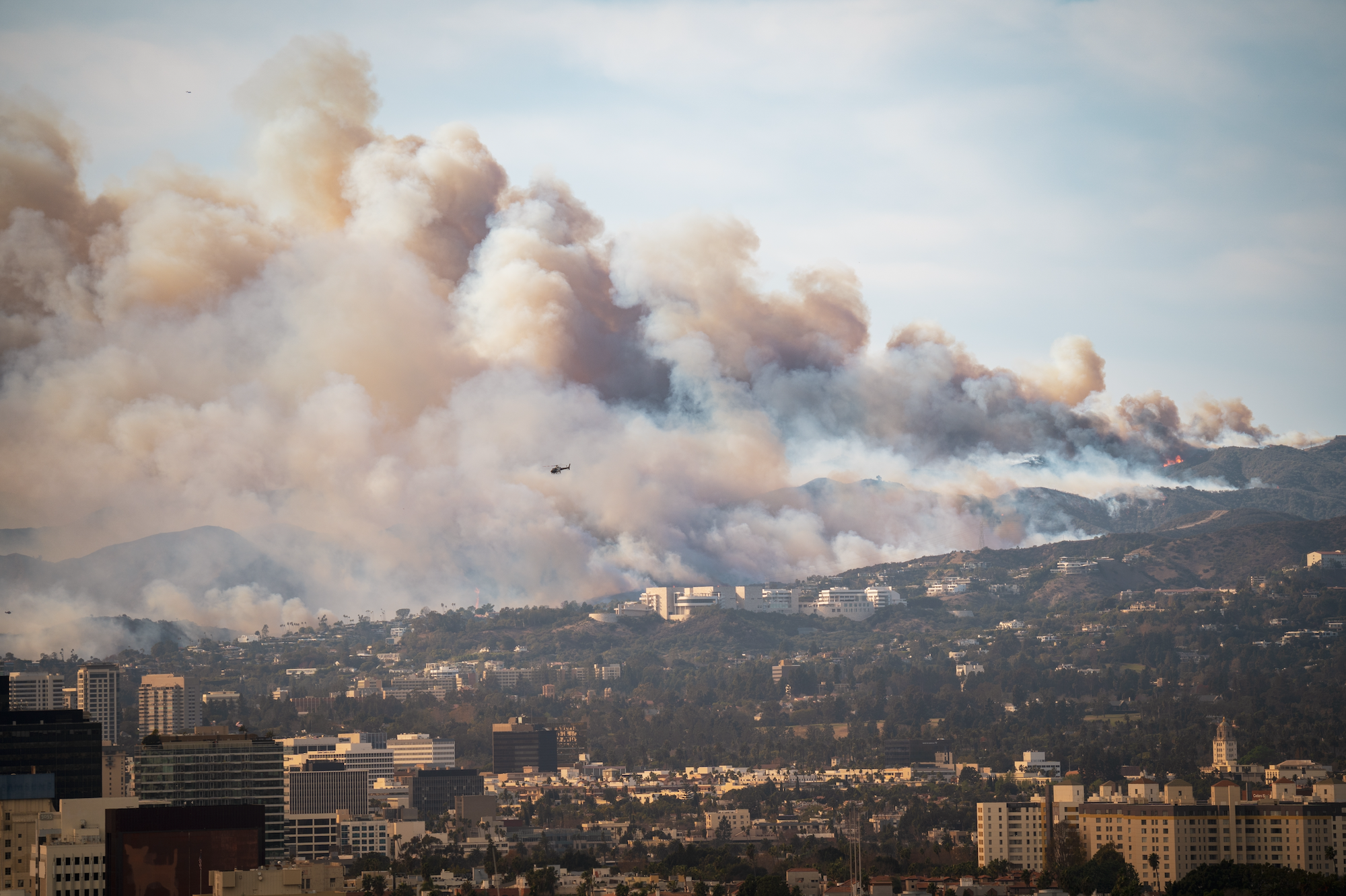 smoke coming from the hills in Los Angeles