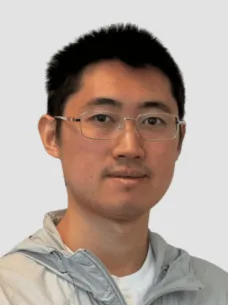 Headshot of Xinyu Zhang